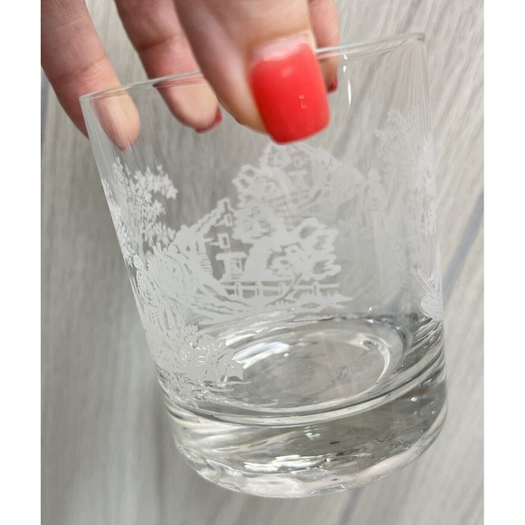 Vintage White Farm Stream Scene Glasses Signed L. Mauri - Set of 2 - Picture 5 of 8